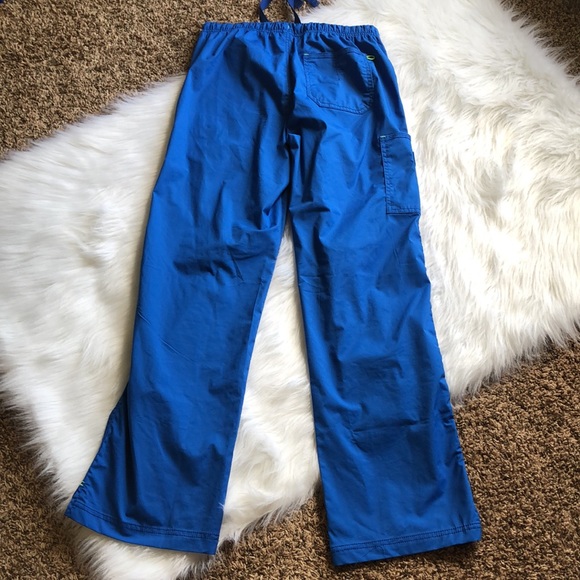 Nursing Scrubs Set | Ocean Blue - Picture 4 of 4